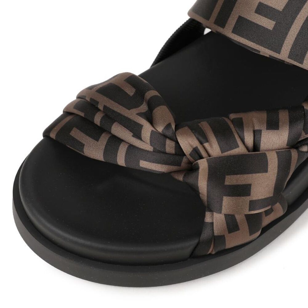 Sandals - Picture 7 of 8